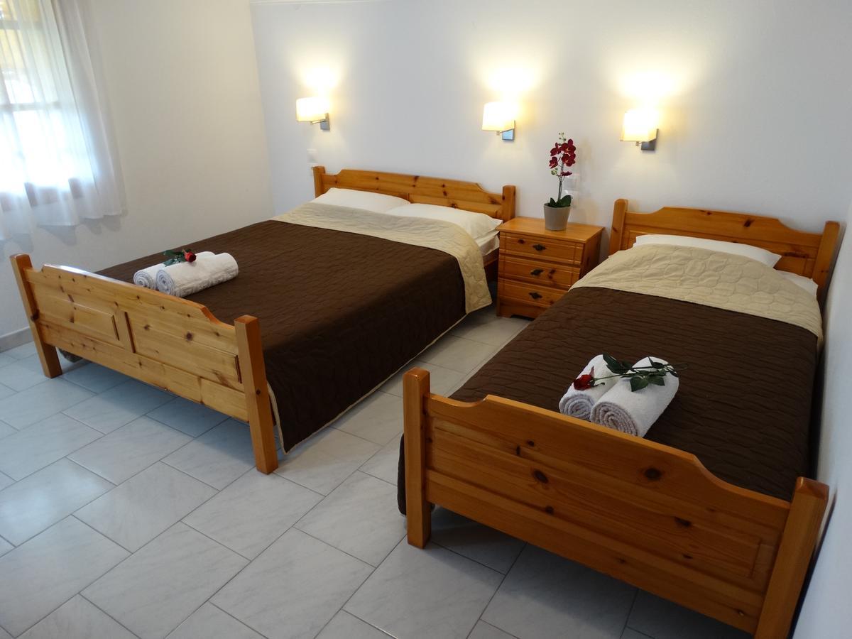 Christakos Apartments Vrasná Extérieur photo