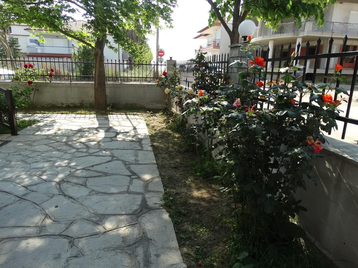 Christakos Apartments Vrasná Extérieur photo
