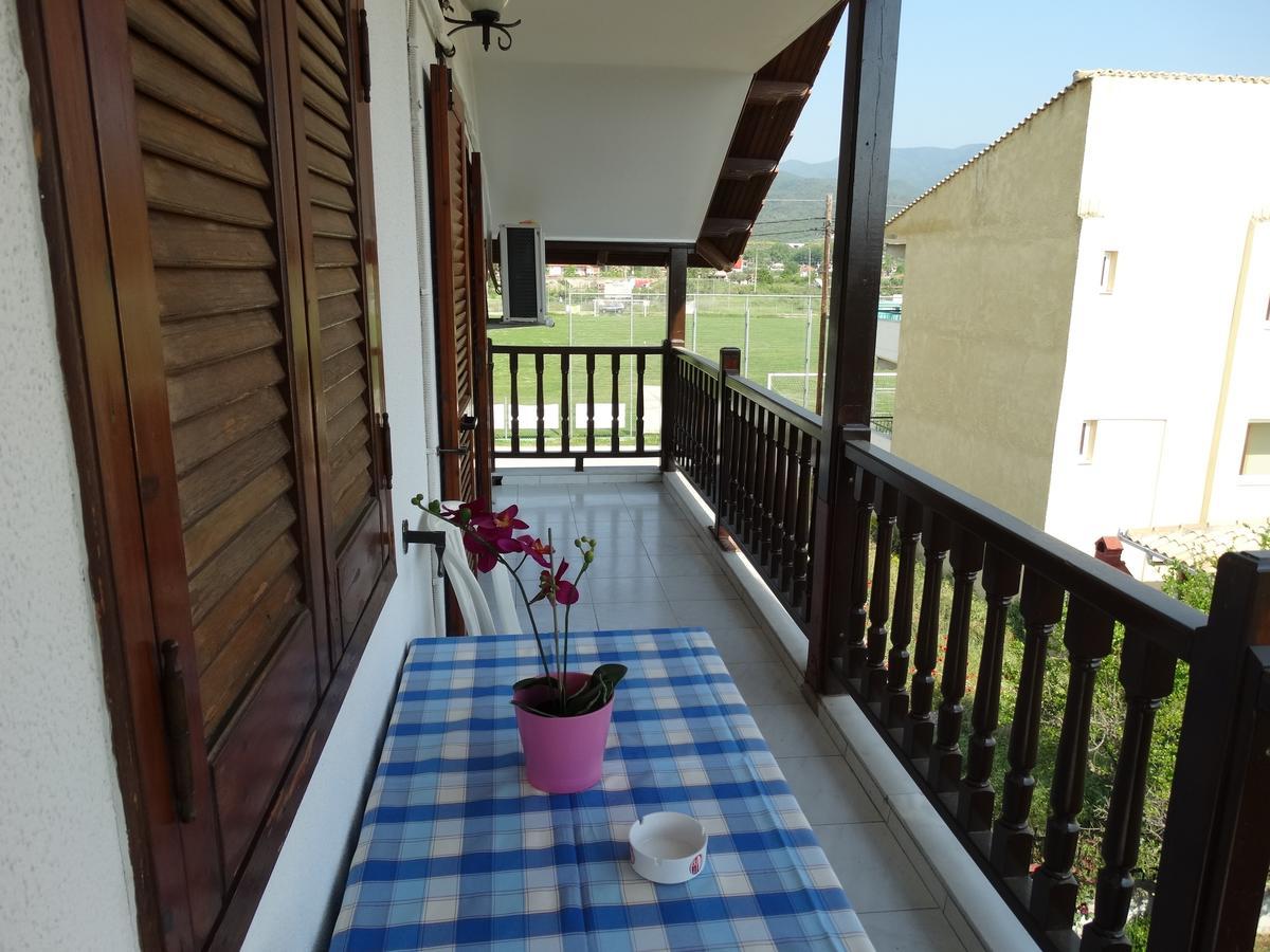 Christakos Apartments Vrasná Extérieur photo